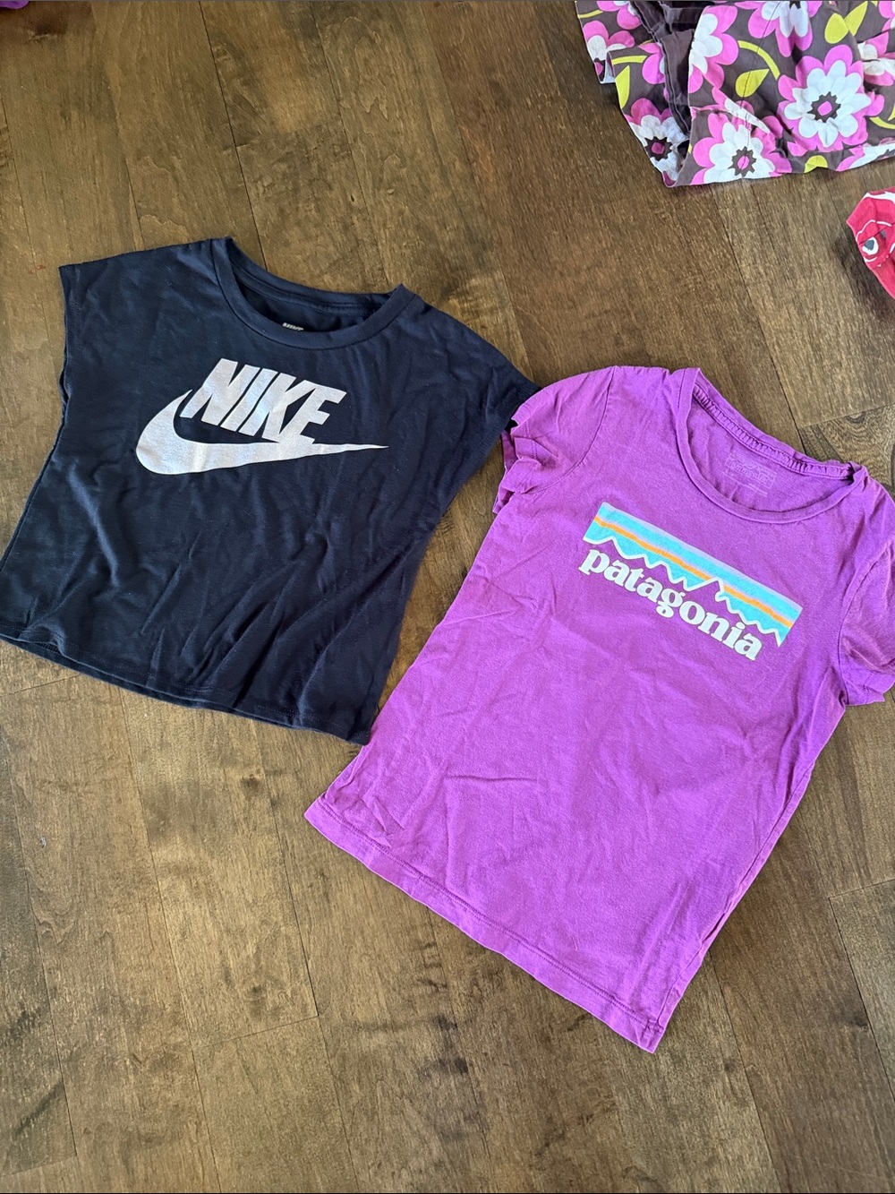 Patagonia Purple Logo Short Sleeve Tee - Kids